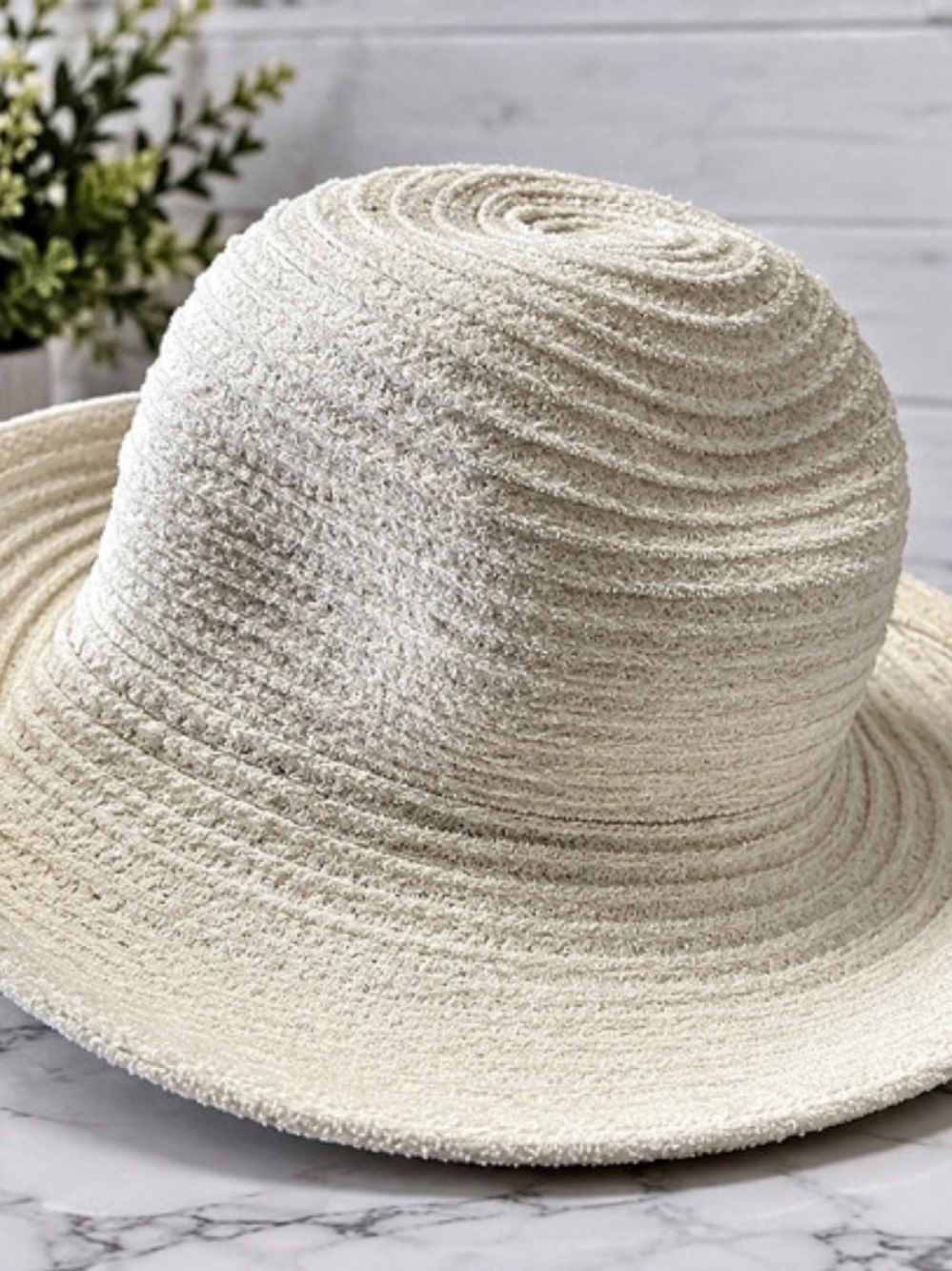 Jessica Stevens Woven Sun Hat in Cream Like New
